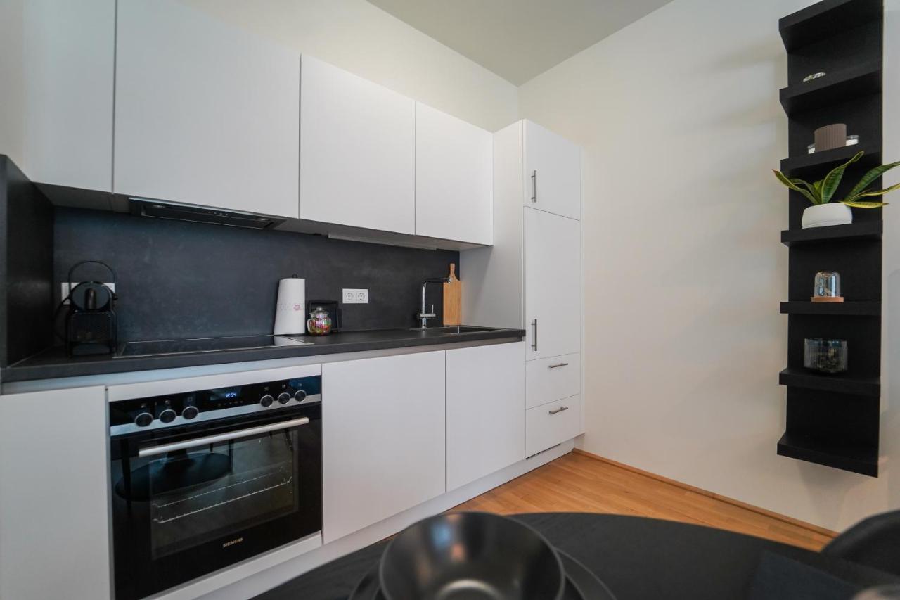 The View 1 Apartment Viena Exterior foto